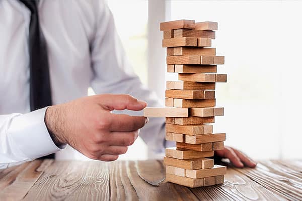 Challenges-of-Warehousing-&-Storage-in-the-Digital-Age-Jenga-Game