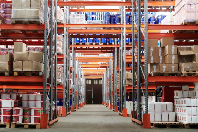 a warehouse facility neatly arranged due to good warehouse management